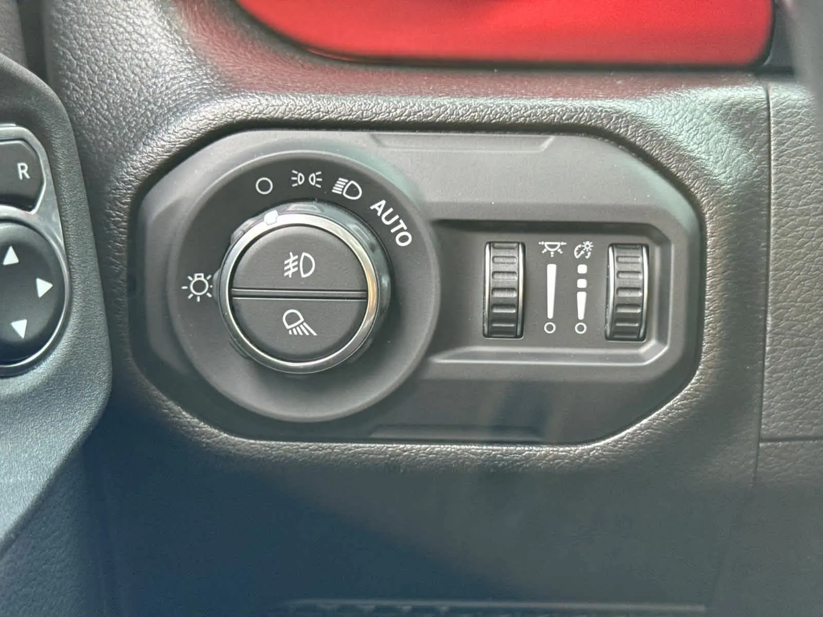 2022 Jeep Gladiator Rubicon photo 22
