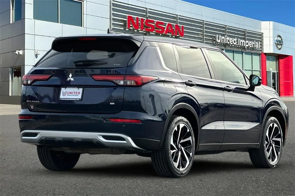 2024 Mitsubishi Outlander SE Ralliart photo 4