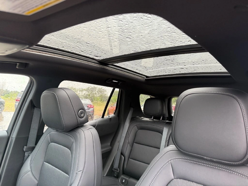2027 Chevrolet Equinox LT - Photo 50