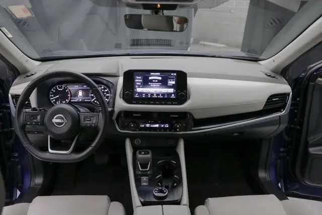 2023 Nissan Rogue SL photo 22