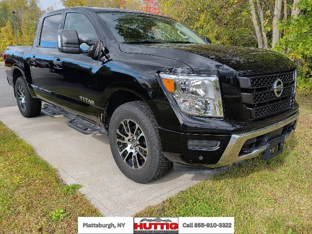 2022 Nissan Titan SV