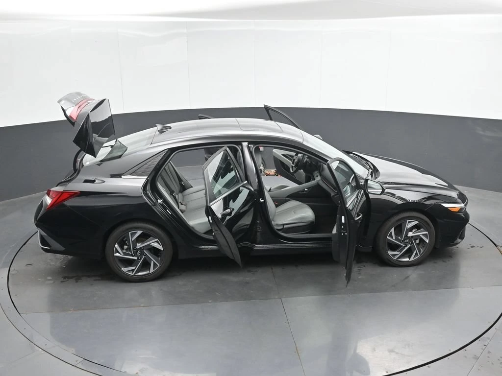 2026 Hyundai Elantra Limited - Photo 51