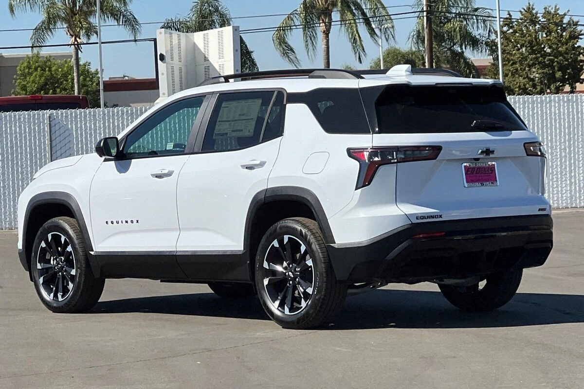 2026 Chevrolet Equinox RS - Photo 7