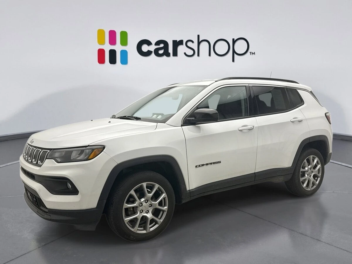 2022 Jeep Compass Latitude Lux 4X4's photo