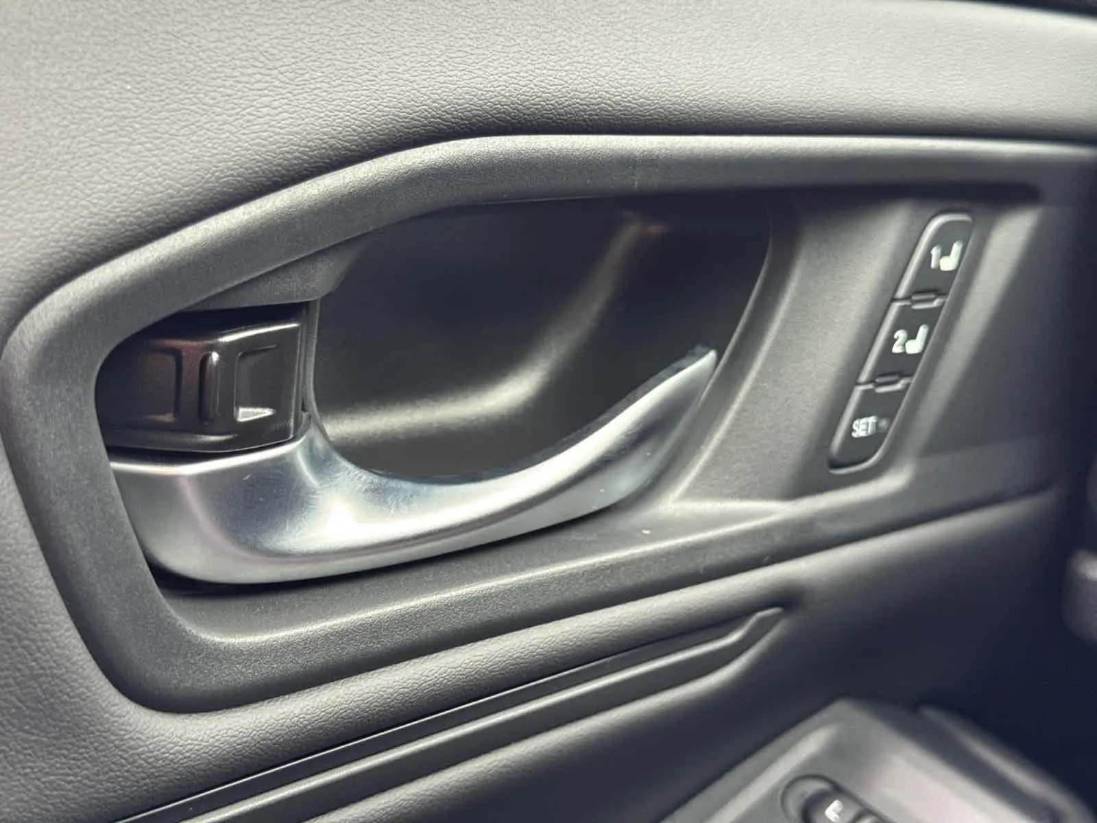 2025 Honda Accord Hybrid EX-L photo 24