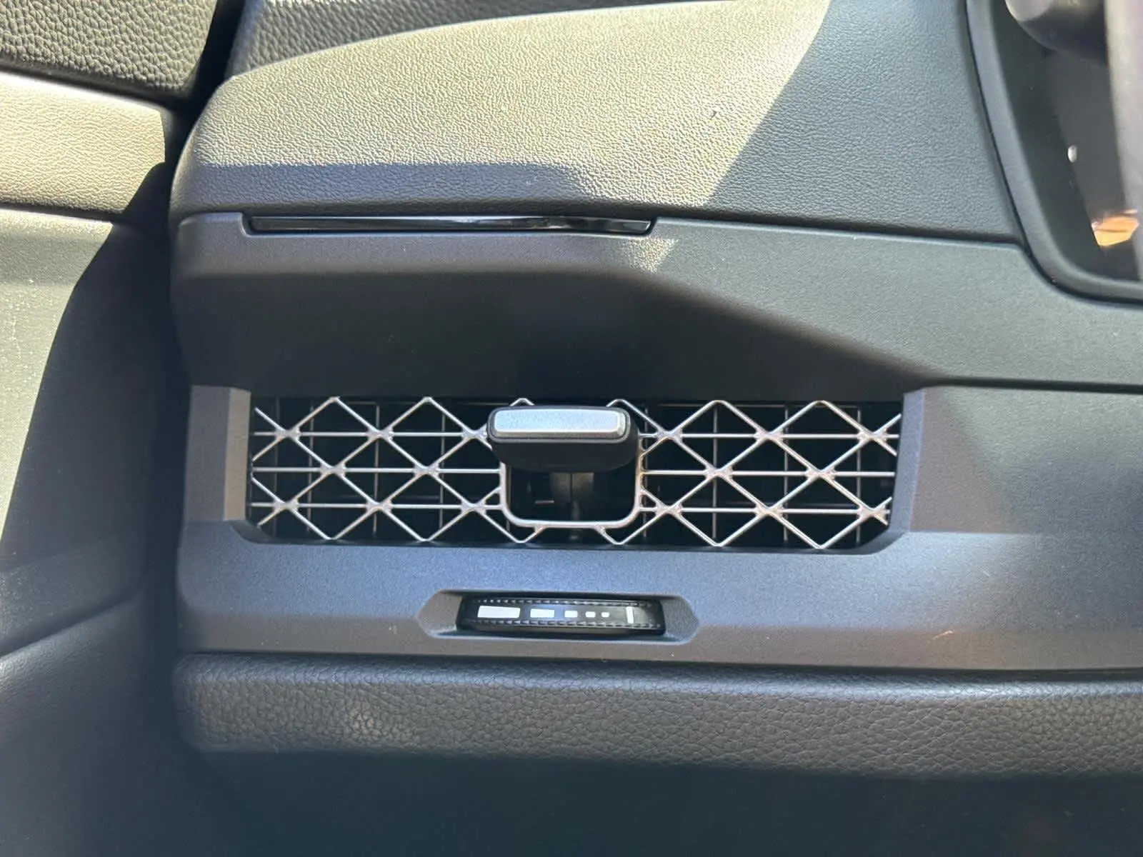 2023 Honda Accord EX photo 23