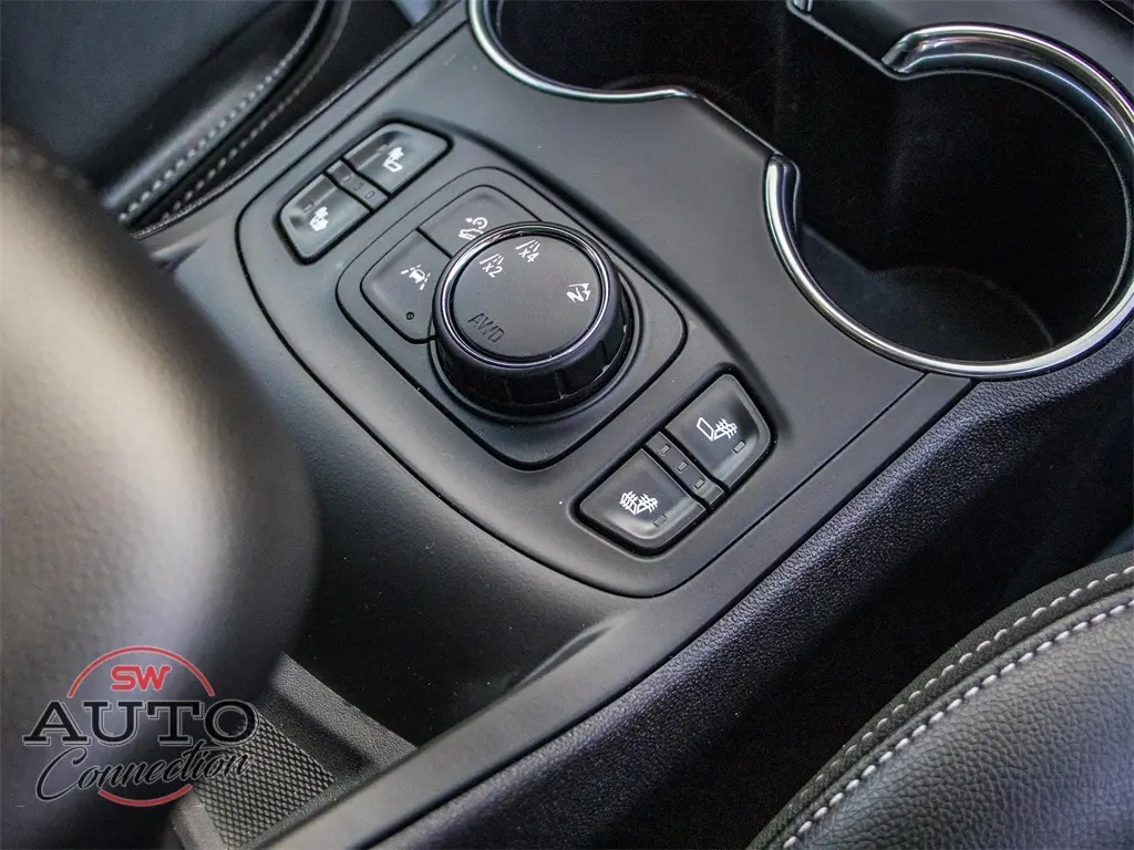 2024 Gmc Terrain SLT photo 13
