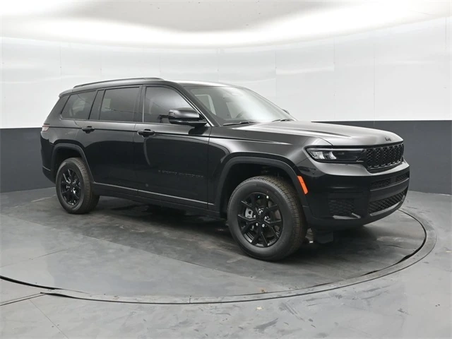 2025 Jeep Grand Cherokee L Altitude's photo