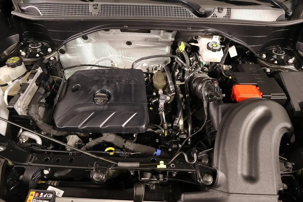 2024 Buick Encore GX Sport Touring photo 17
