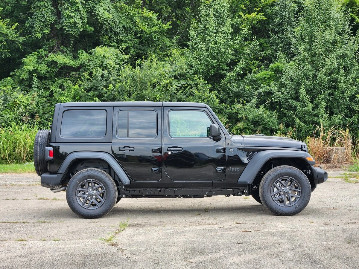 2025 Jeep Wrangler 4-Door Sport S - Photo 16