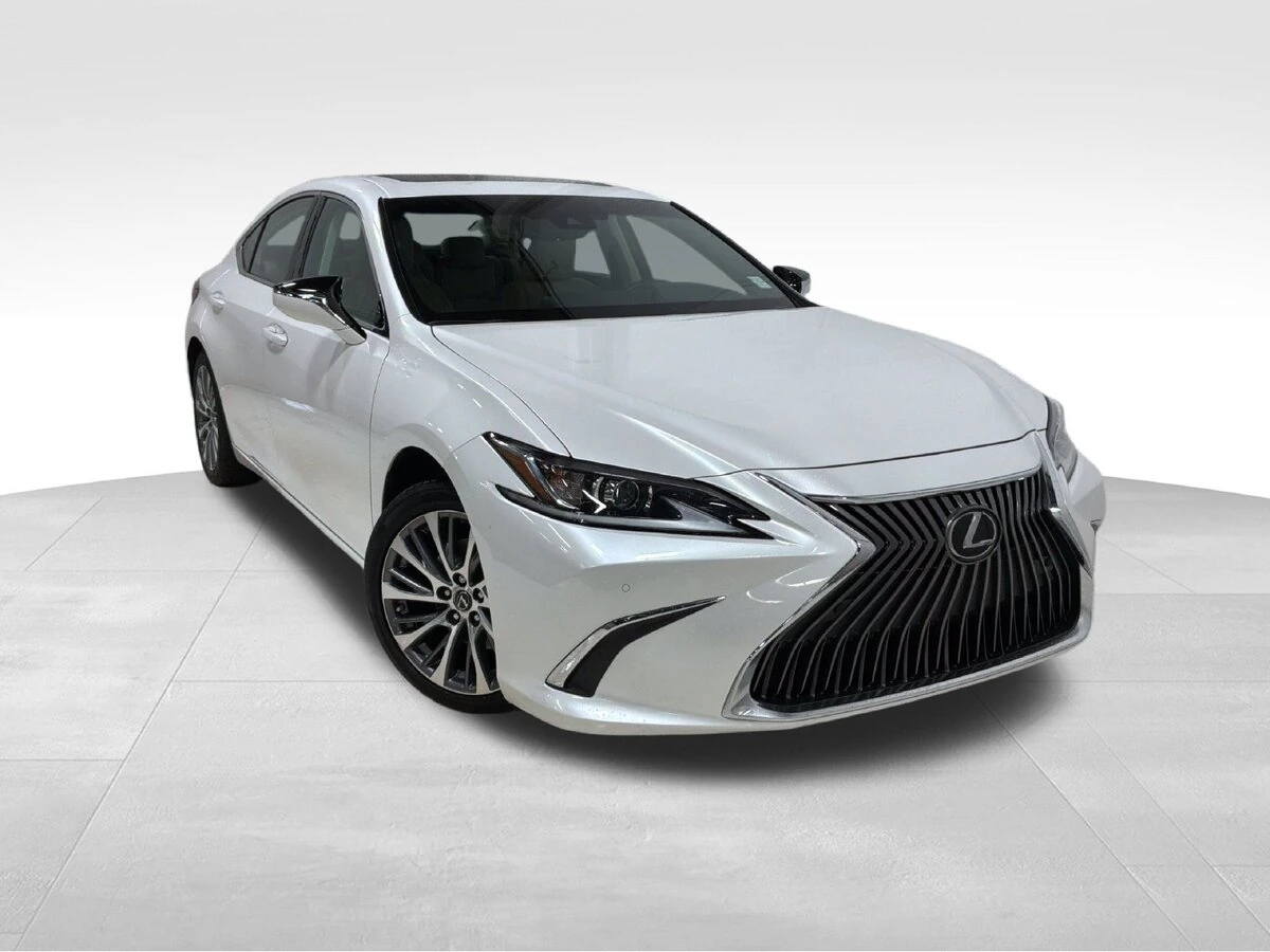 2019 Lexus ES