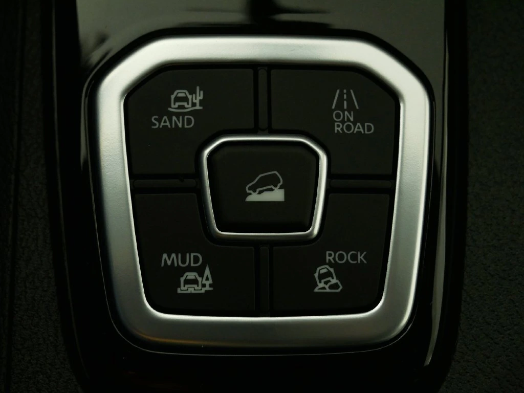 2026 Nissan Frontier SV - Photo 33