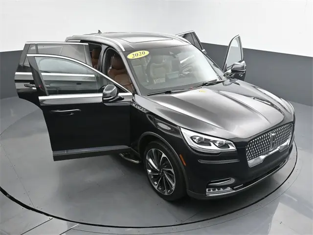 2020 Lincoln Aviator Reserve photo 34