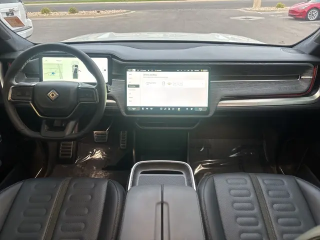 2023 Rivian R1T Launch Edition photo 13