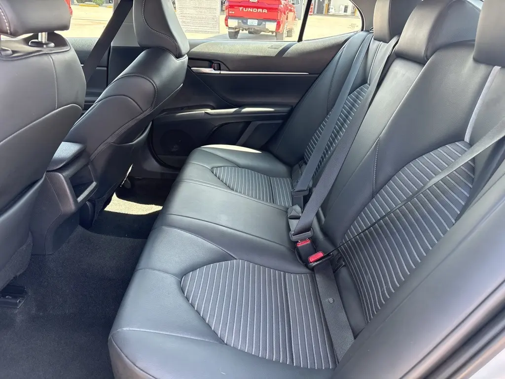 2023 Toyota Camry SE photo 23