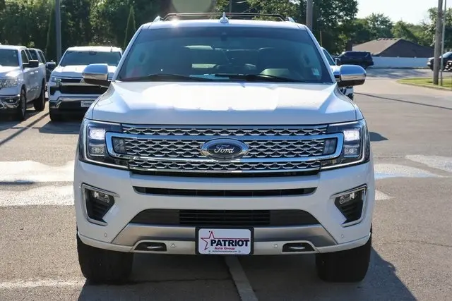 2021 Ford Expedition Platinum photo 2