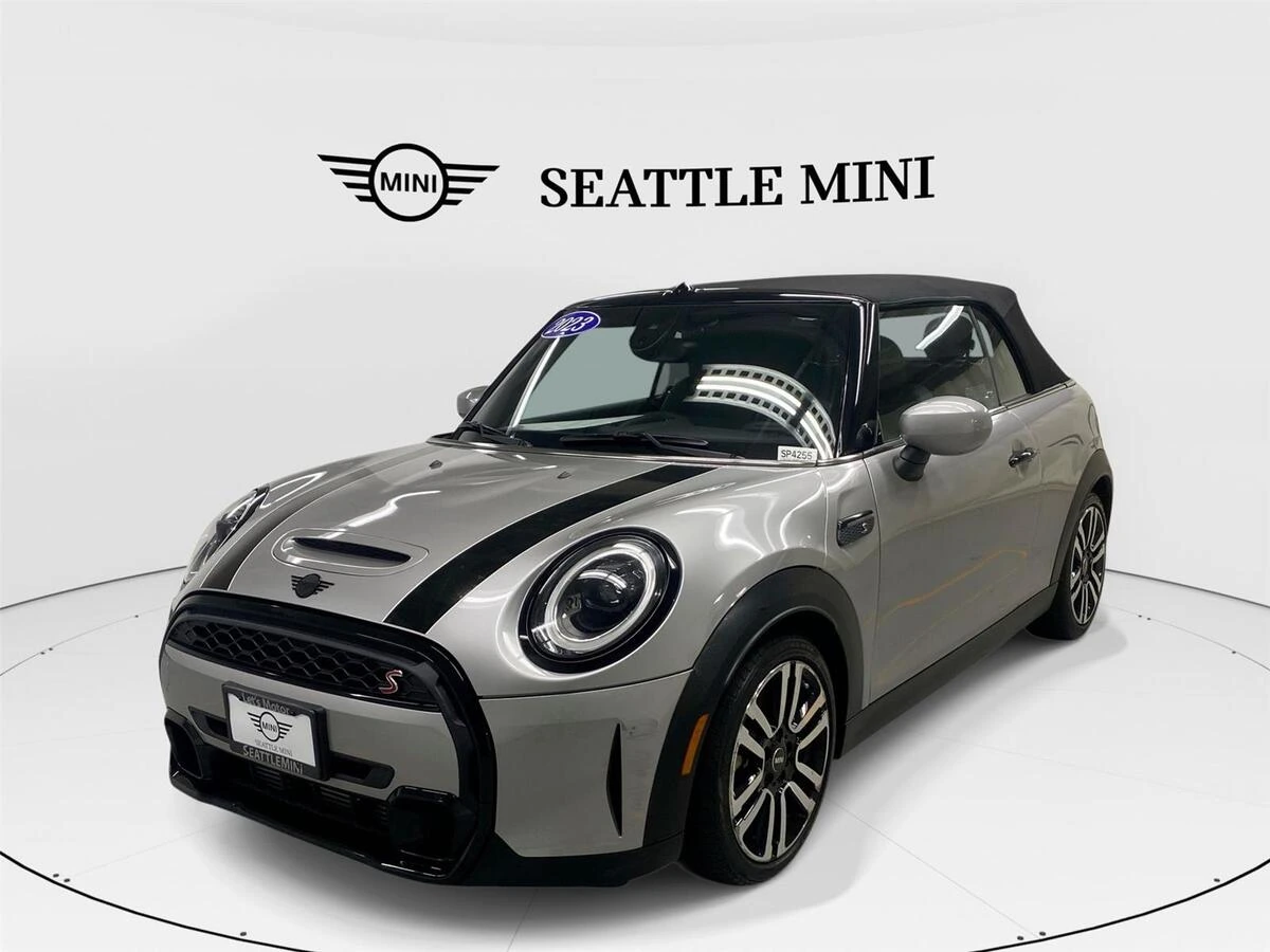 2023 MINI Convertible Cooper S's photo