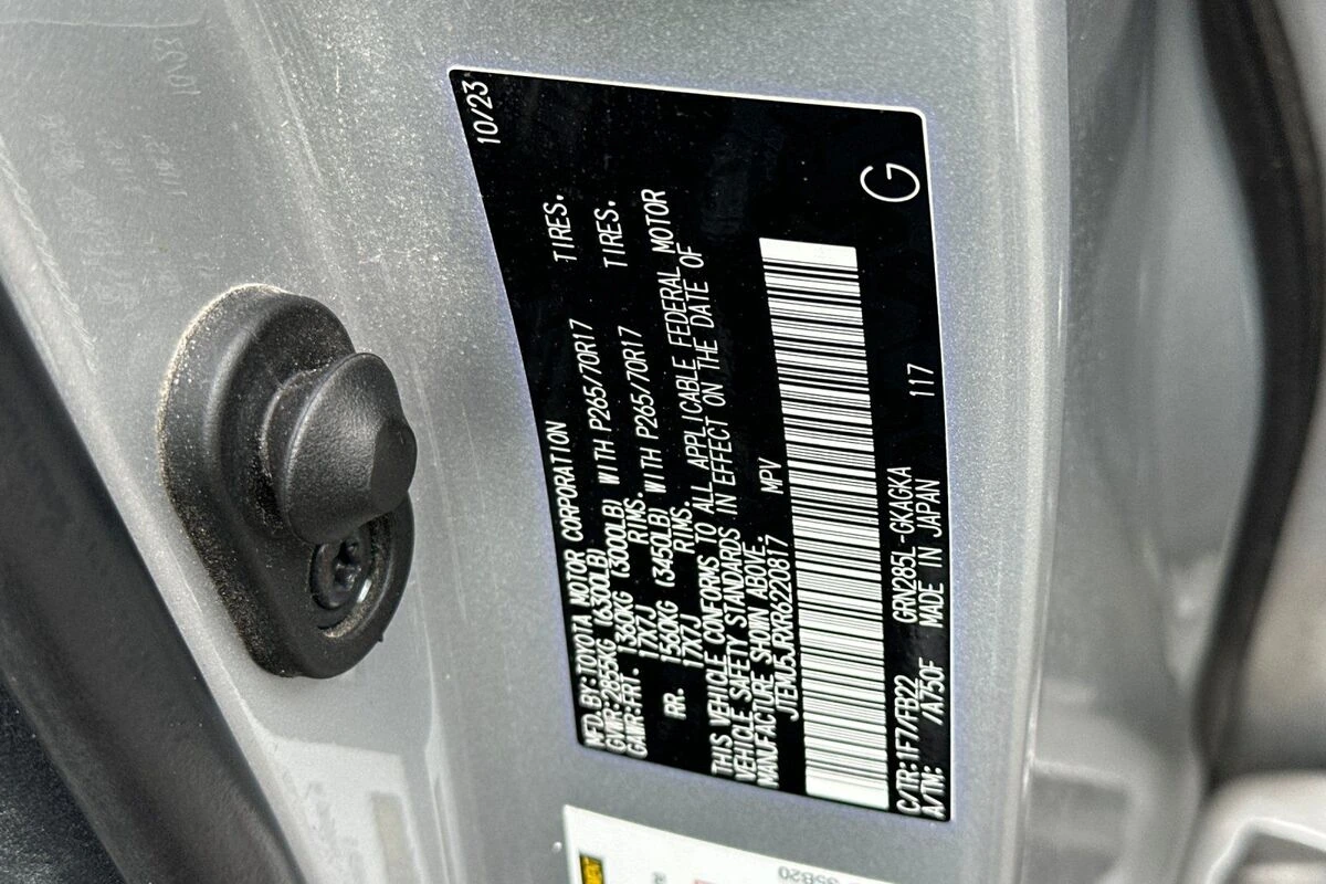 2024 Toyota 4Runner SR5 - Photo 36
