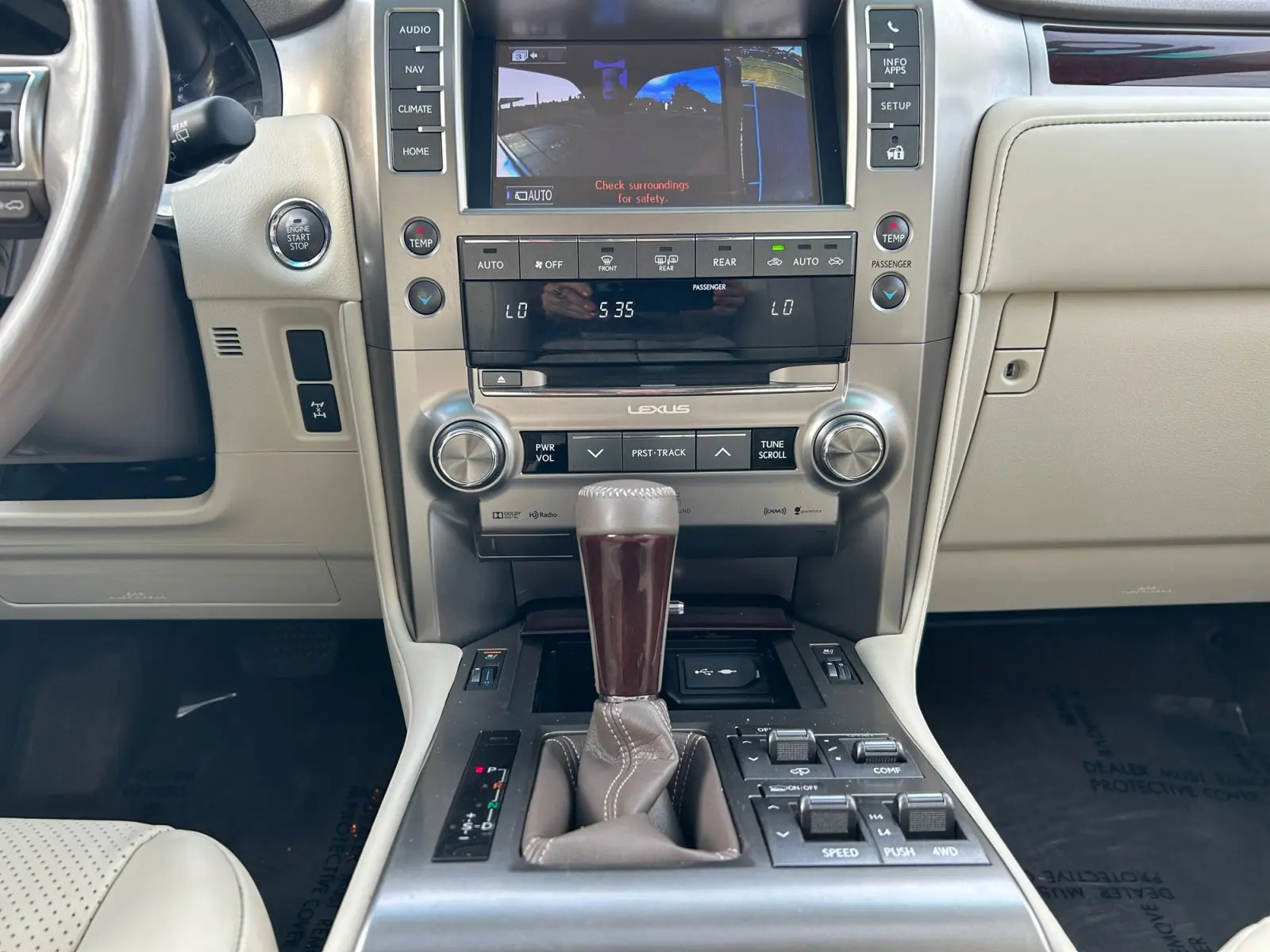 2018 Lexus GX 460 Luxury photo 10