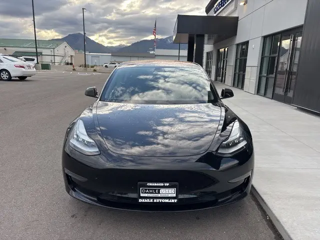 Used 2018 Tesla Model 3 Long Range with VIN 5YJ3E1EA9JF034365 for sale in Grand Junction, CO