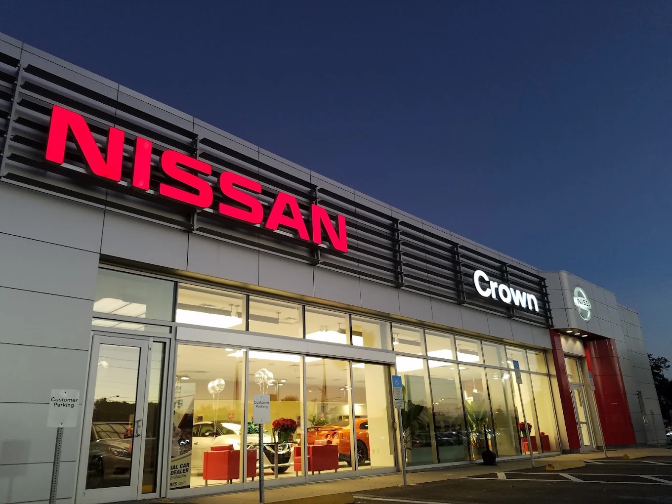 Crown Nissan