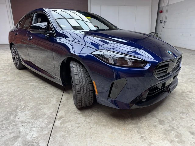 2026 BMW 2 Series M235 - Photo 7