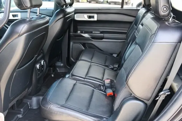 2020 Ford Explorer Limited photo 14