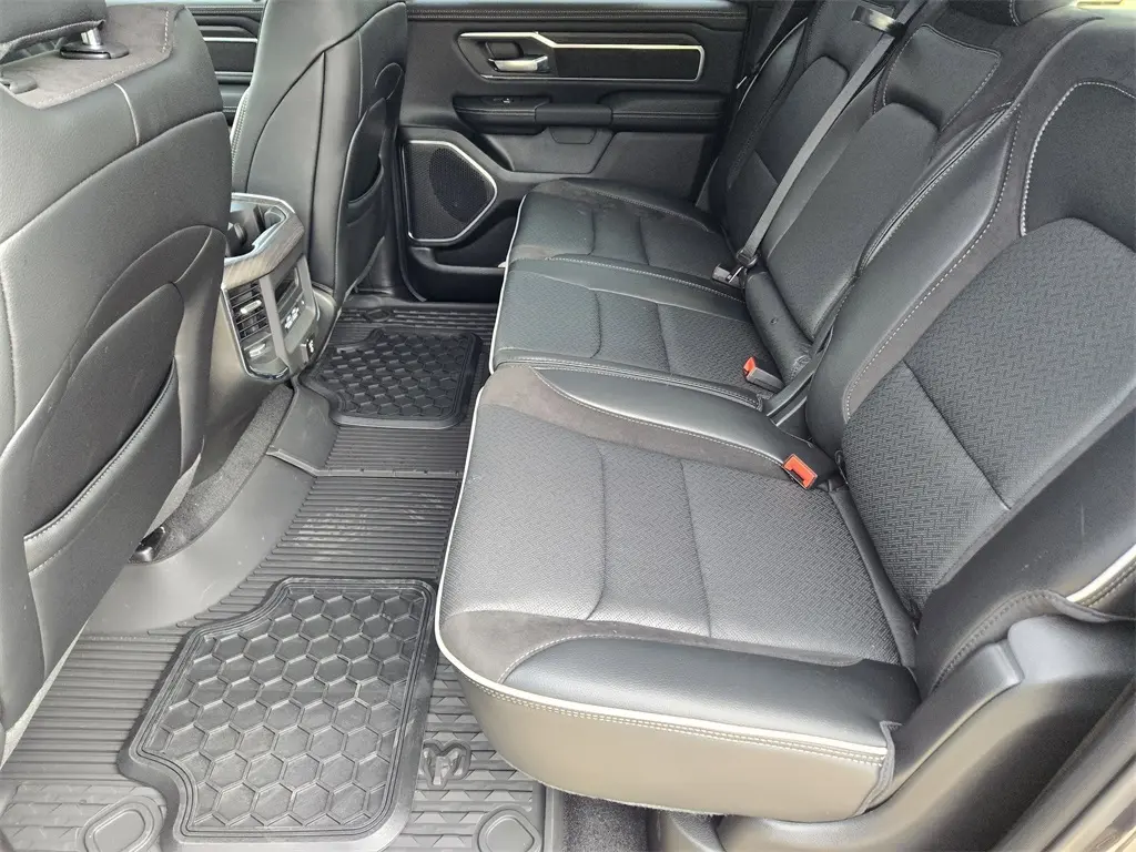 2026 Ram 1500 Laramie photo 19