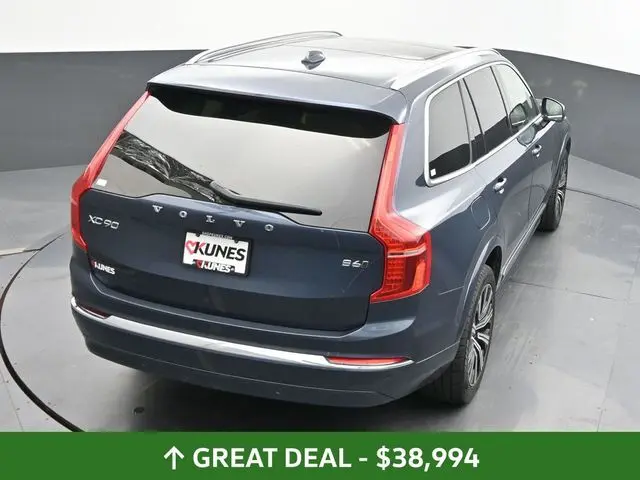 2023 Volvo XC90 Plus photo 27