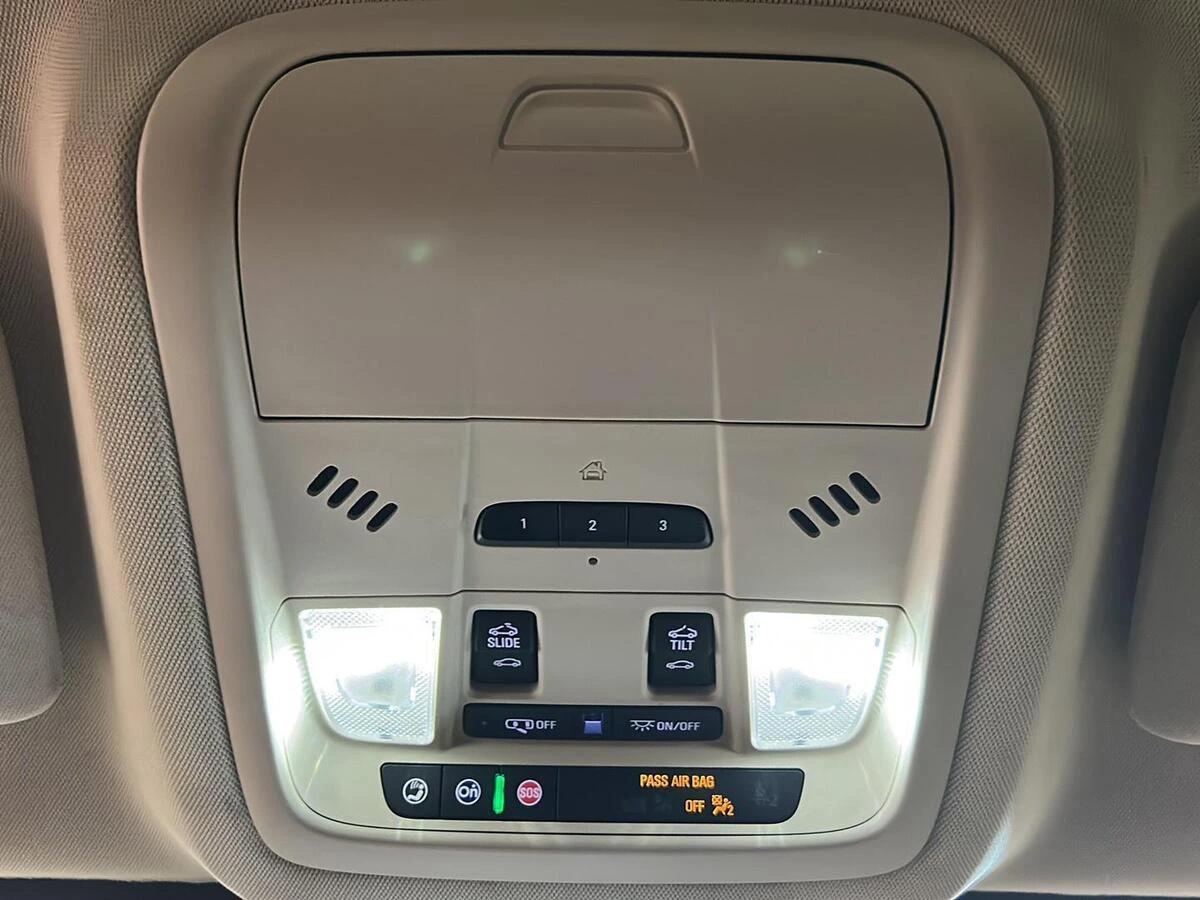 2023 GMC Acadia Denali - Photo 30