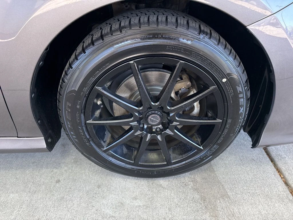 Used 2019 Toyota Camry LE with VIN 4T1B11HK0KU689689 for sale in Tumwater, WA