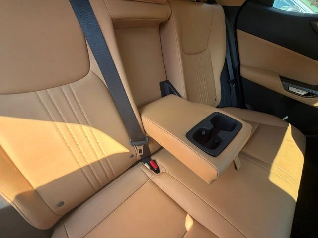 2025 Lexus NX 350 - Photo 35