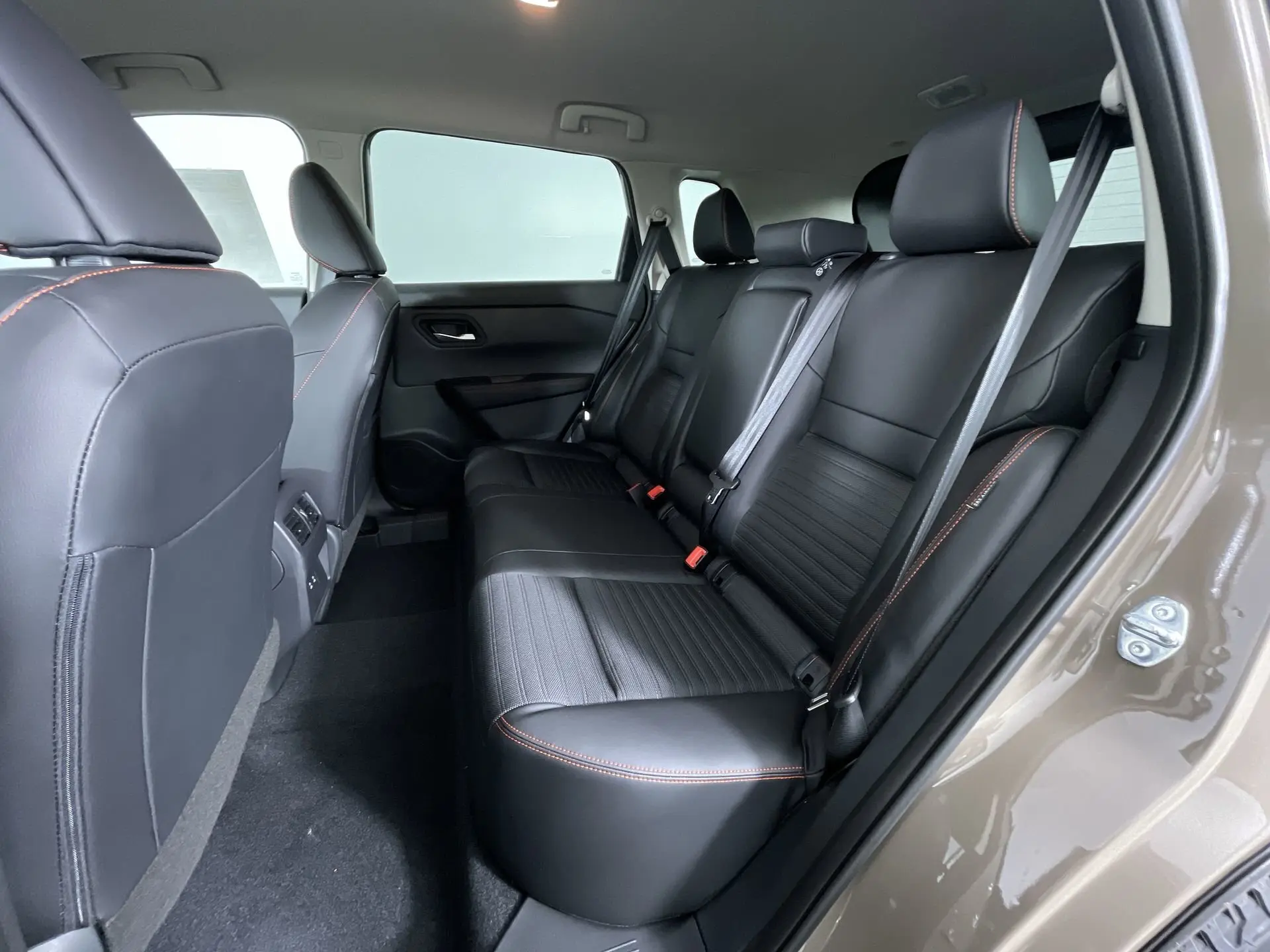 2026 Nissan Rogue SV photo 19