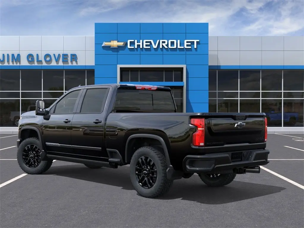 2026 Chevrolet Silverado 2500HD High Country photo 3