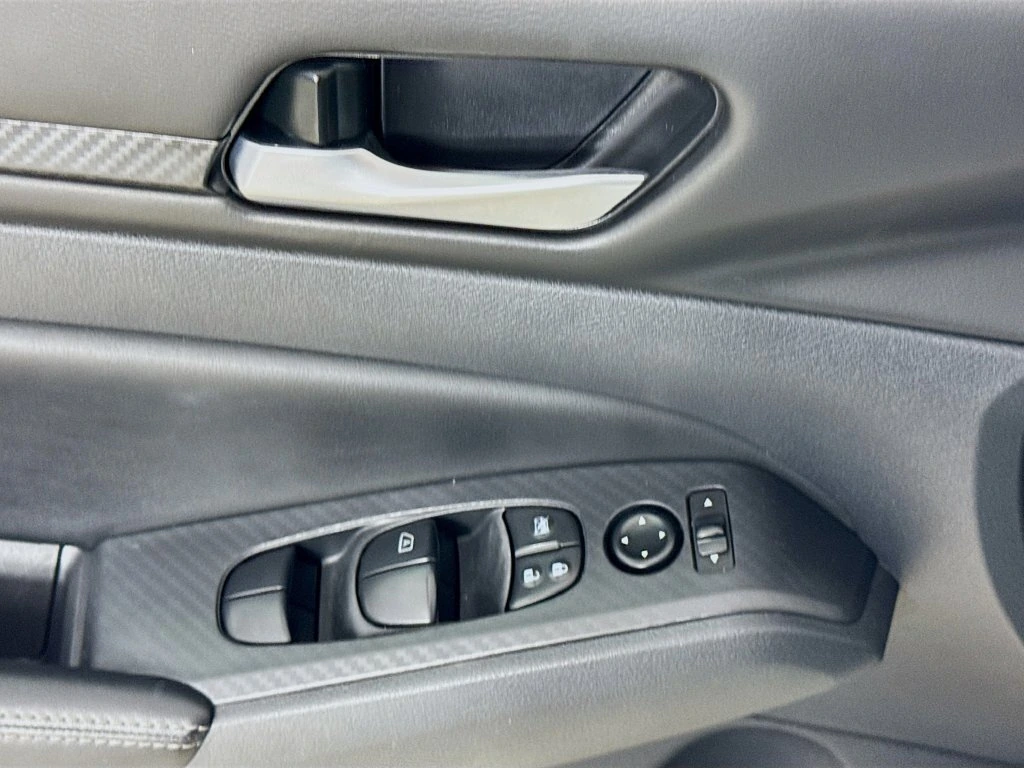 2025 Nissan Altima SV - Photo 21