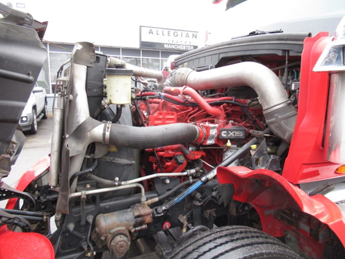 2021 International LoneStar - image 20