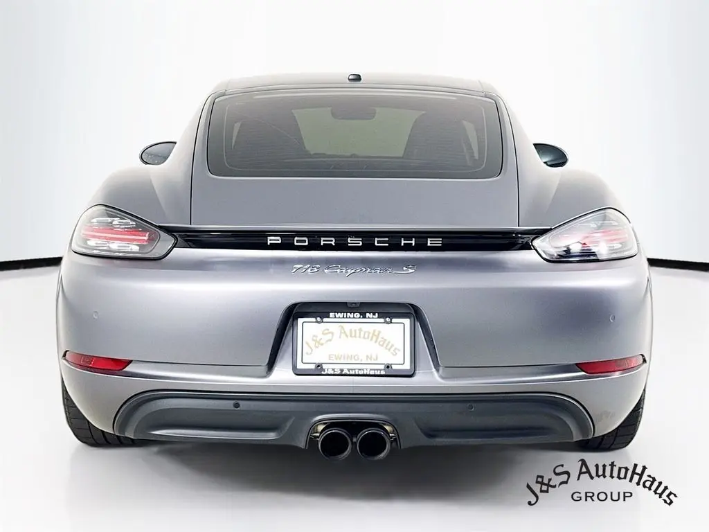 2025 Porsche Cayman S photo 6