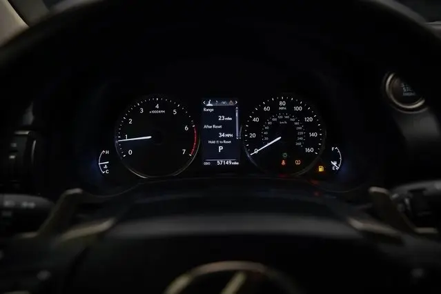 2019 Lexus IS 300 photo 27