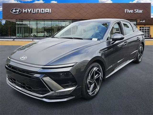 2024 Hyundai Sonata SEL photo 3