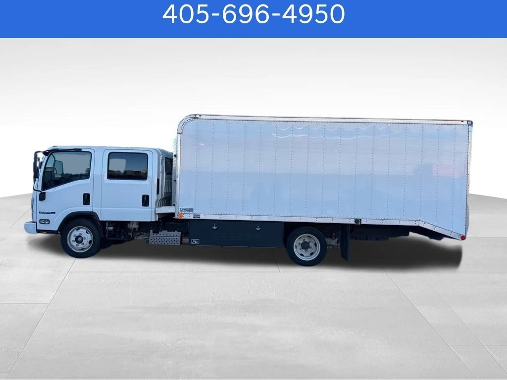 2024 Isuzu NPR - image 7