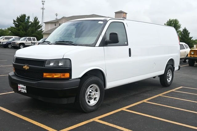 2026 Chevrolet Express Cargo Work Van - Photo 8