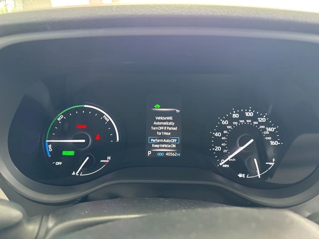 2023 Toyota Sienna LE - Photo 13