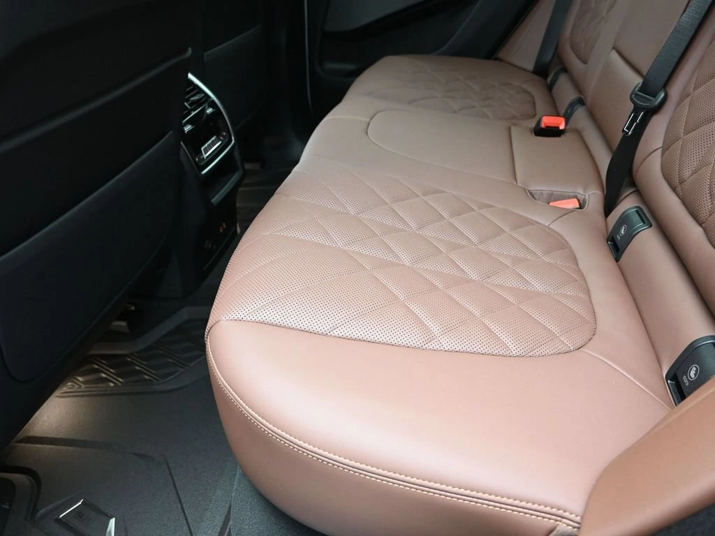 2026 BMW X5 40i - Photo 16