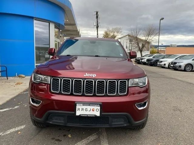 2018 Jeep Grand Cherokee Laredo E photo 3