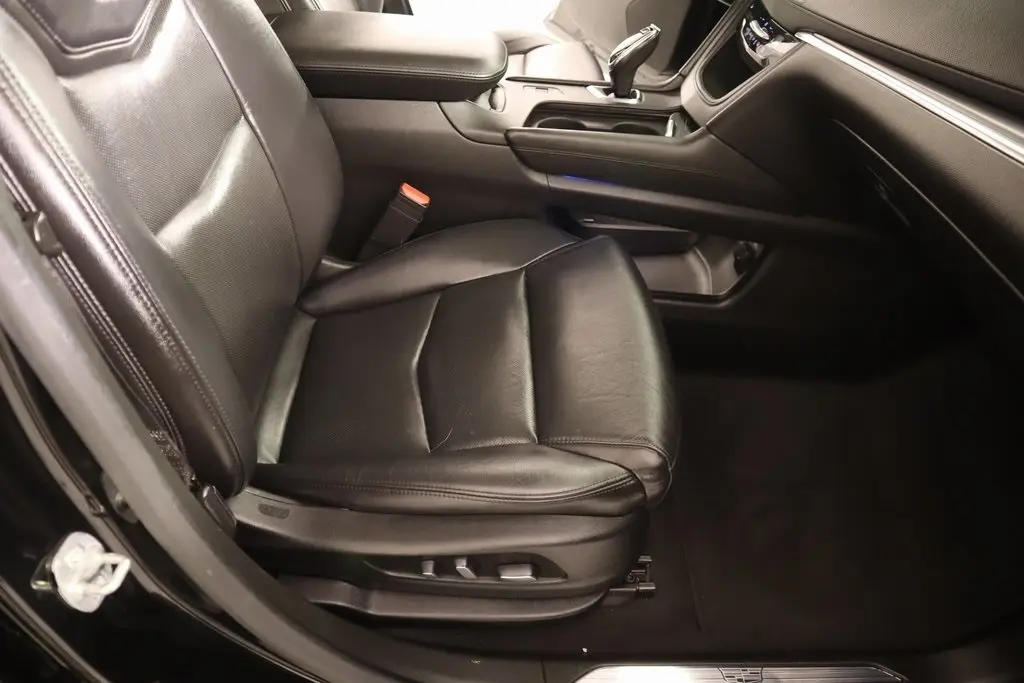 2019 Cadillac XT5 Luxury photo 14