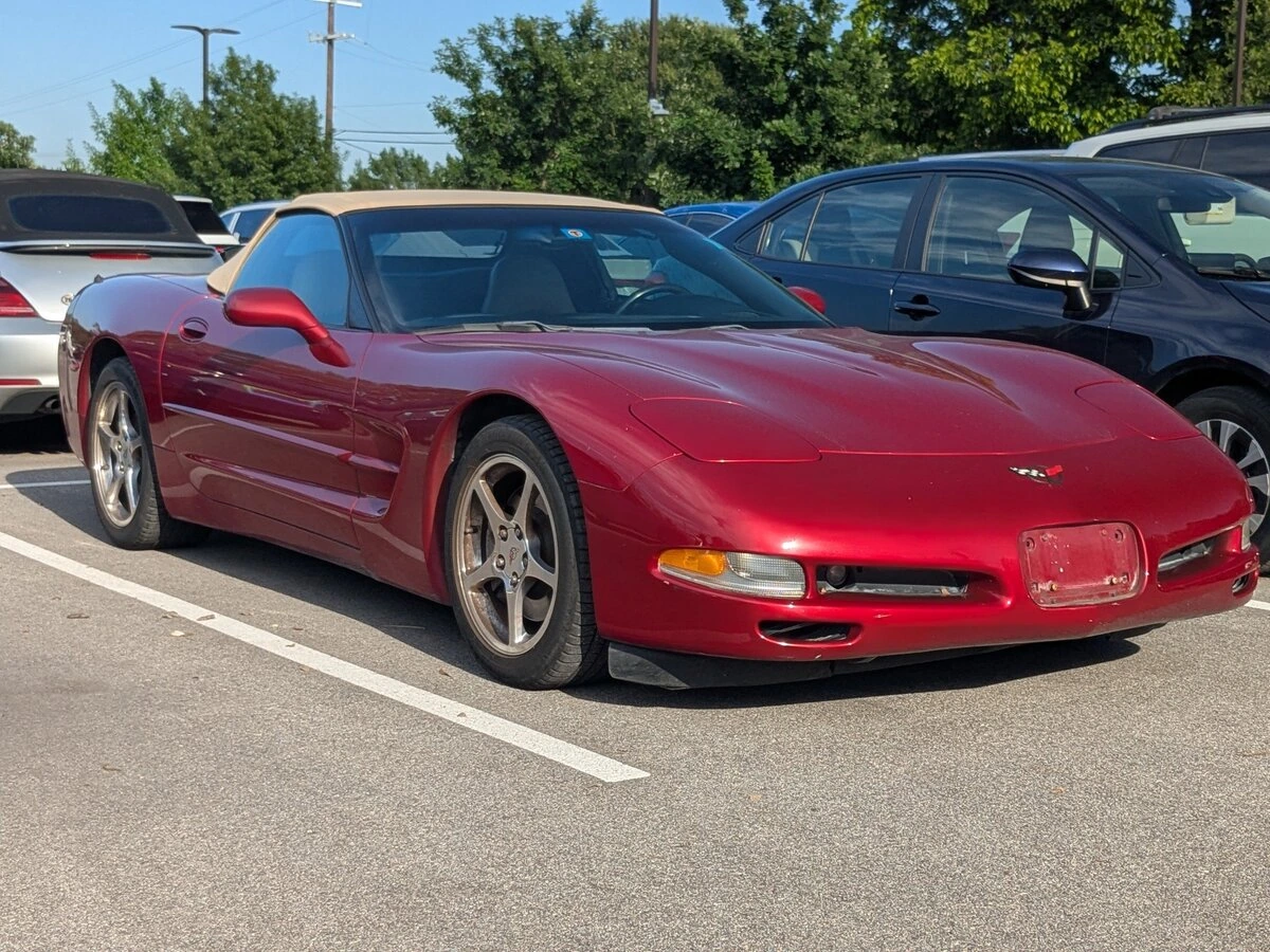 2004 Chevrolet Corvette Convertible's photo