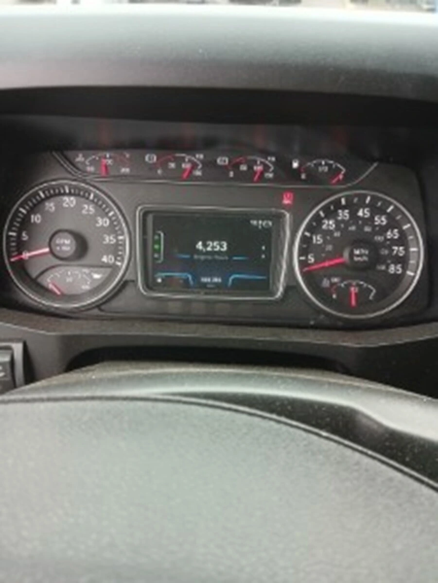 2019 International MV - image 9