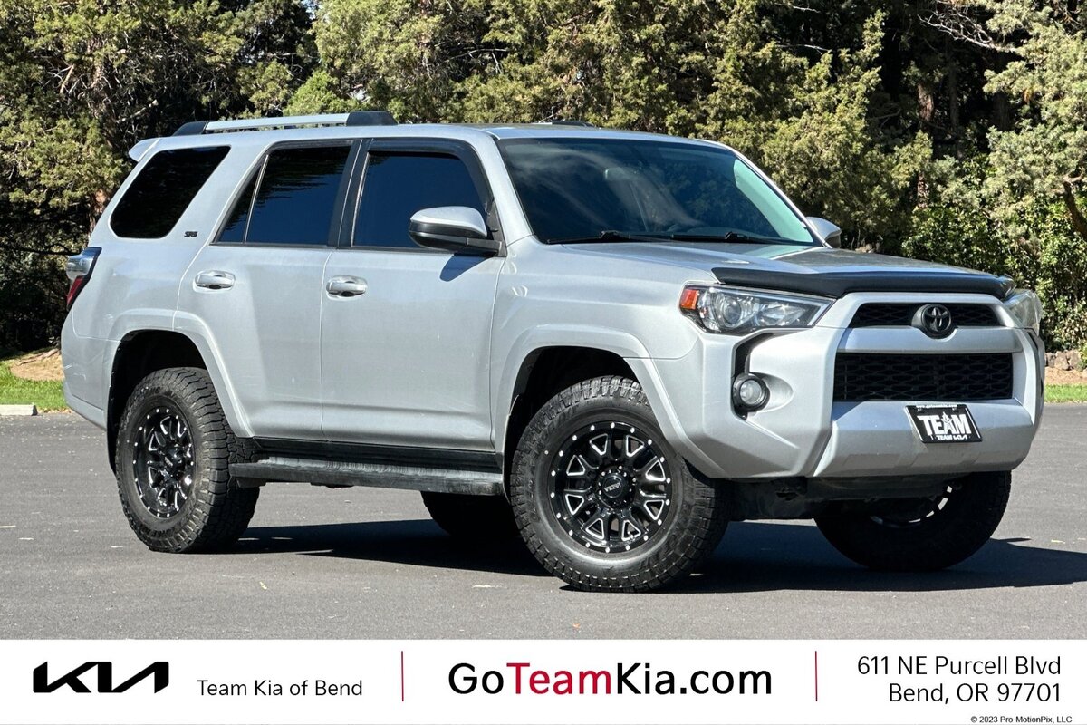 2019 Toyota 4Runner SR5