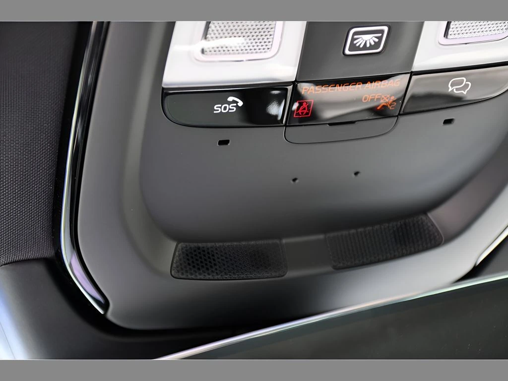 2026 Volvo XC90 Plus - Photo 38
