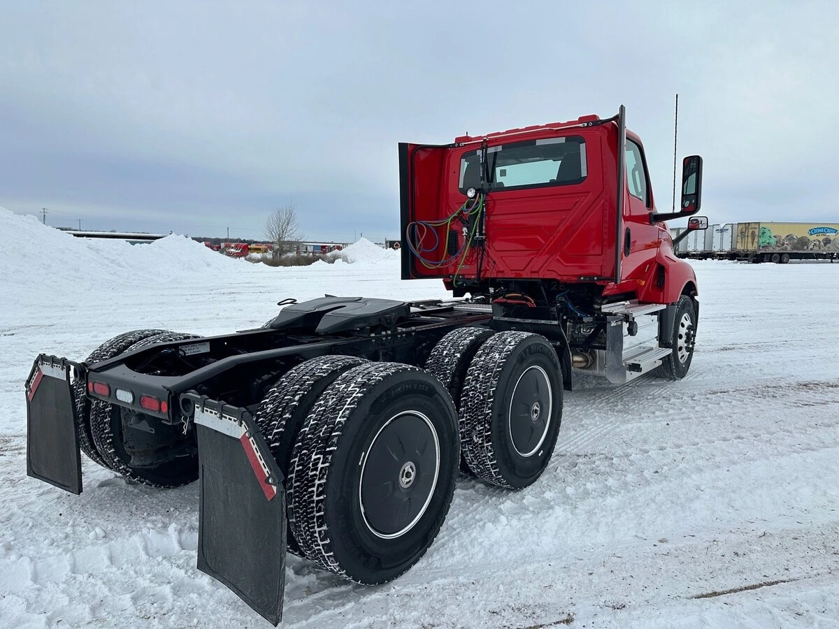 2026 International LT - image 3